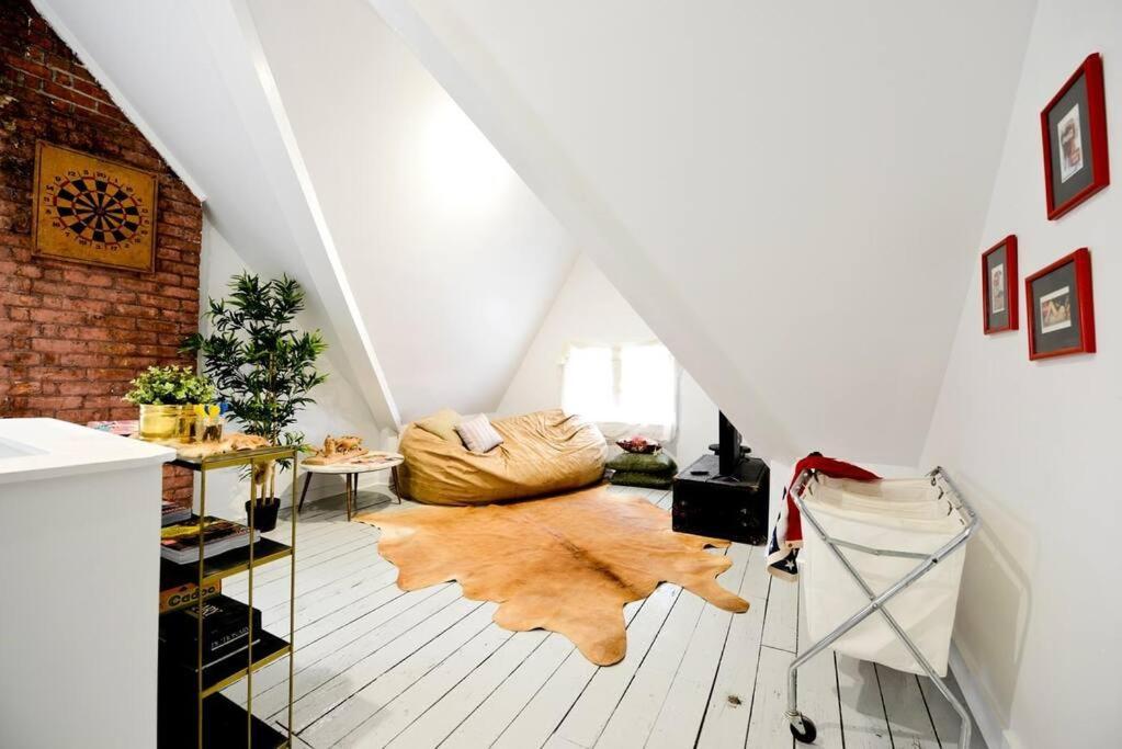Holiday home 5-bedroom, Near Museums & Ping Pong Detroit